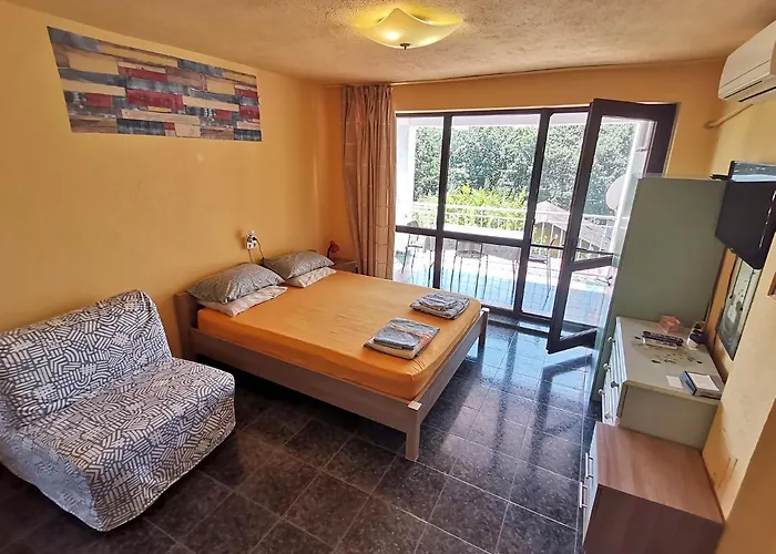 Guest house фани Sinemoretz